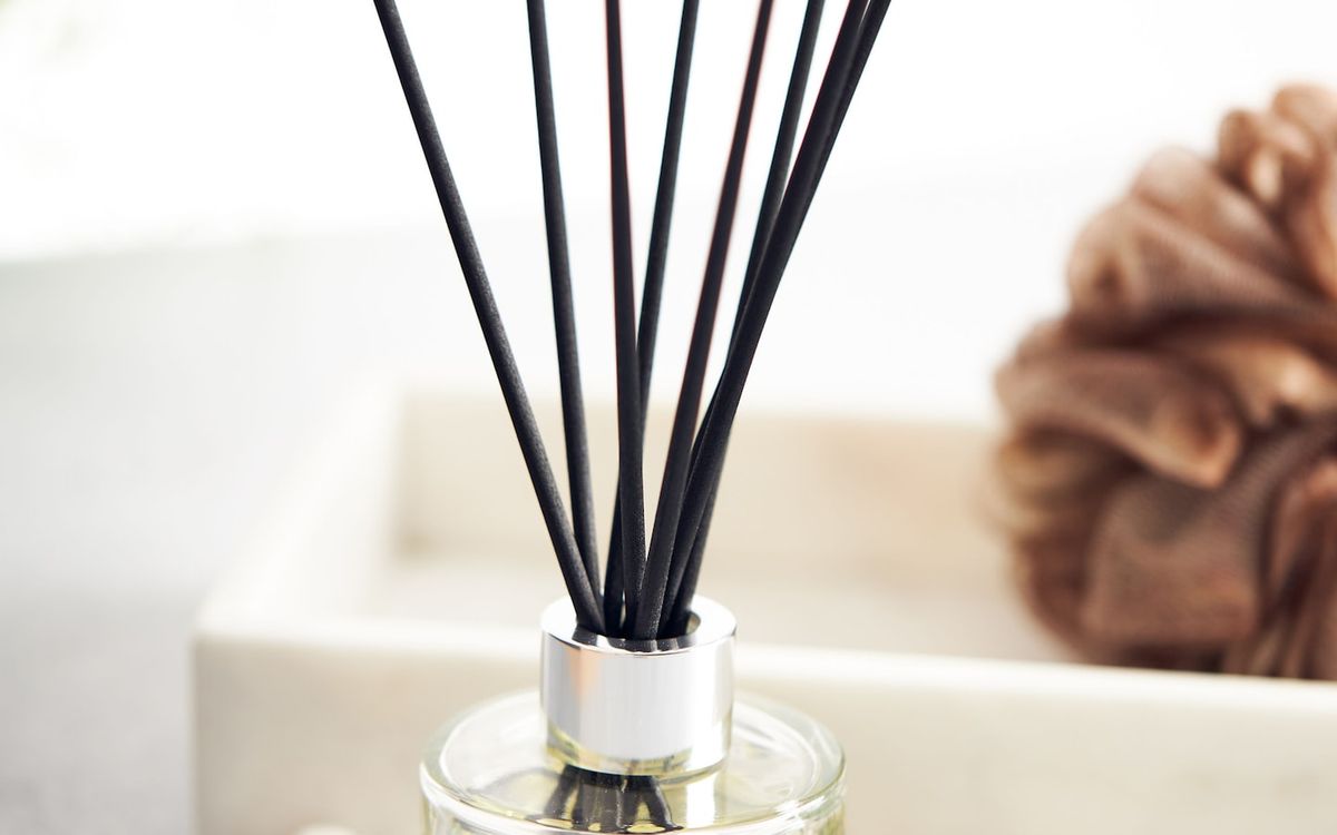 Hotel & Retail Reed Diffuser Capability for Hospitality Groups